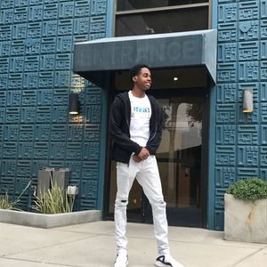 Meet your Posher, Jay